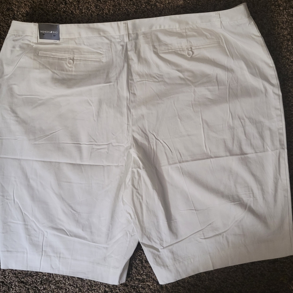 New Fashion Bug White Shorts Plus Sz 28W - Picture 6 of 6